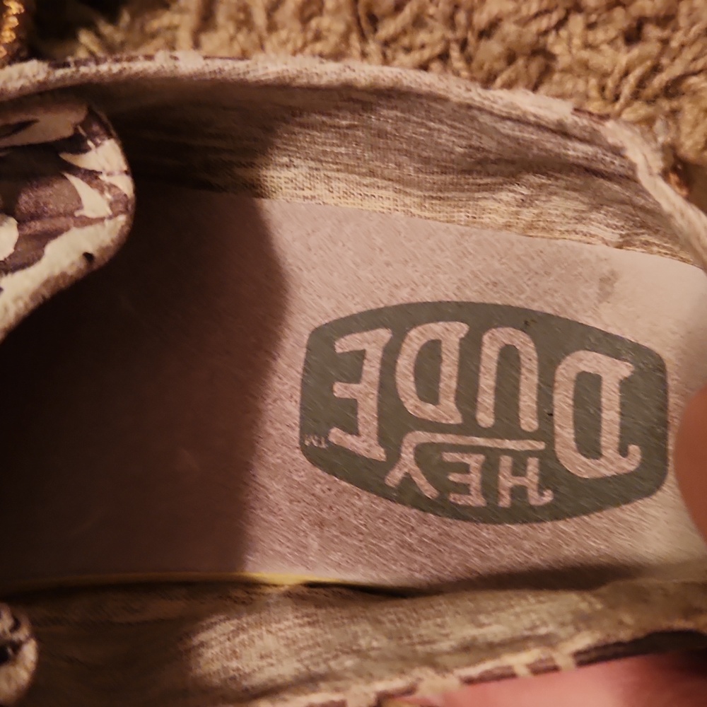 Hey Dude Patterned Casual Slip-on Shoes Womans Size 7 - Picture 9 of 15